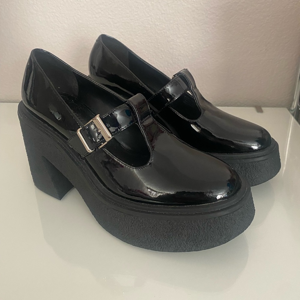 Charles & Keith Platforms